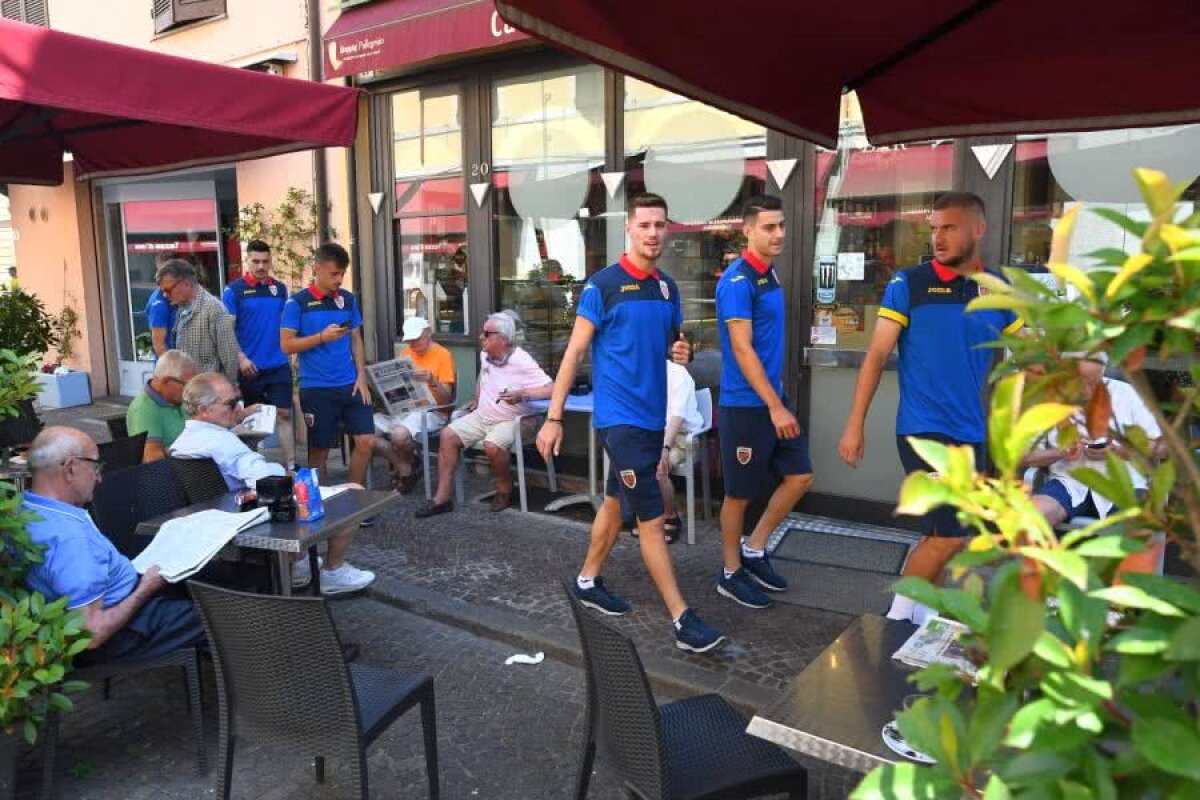 ROMÂNIA 21 // VIDEO + FOTO Cu „Guriță” la plimbare prin Forlimpopoli » Jucătorii naționalei de tineret s-au relaxat alături de selecționerul primei reprezentative