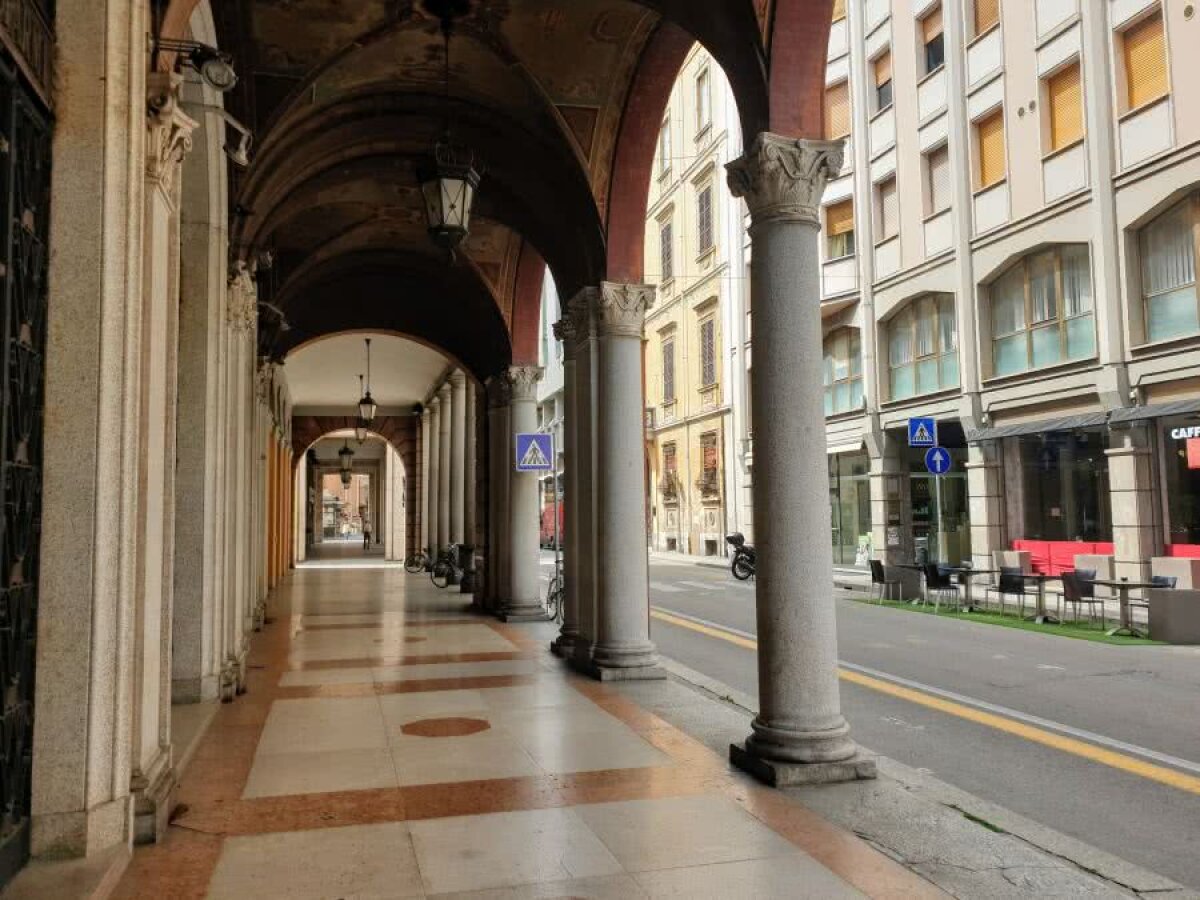 ROMÂNIA U21 // VIDEO+FOTO „Tricolorii” s-au stabilit în pitorescul oraș Forli » 4 lucruri inedite, printre care o sală polivalentă pentru cei 100.000 de locuitori