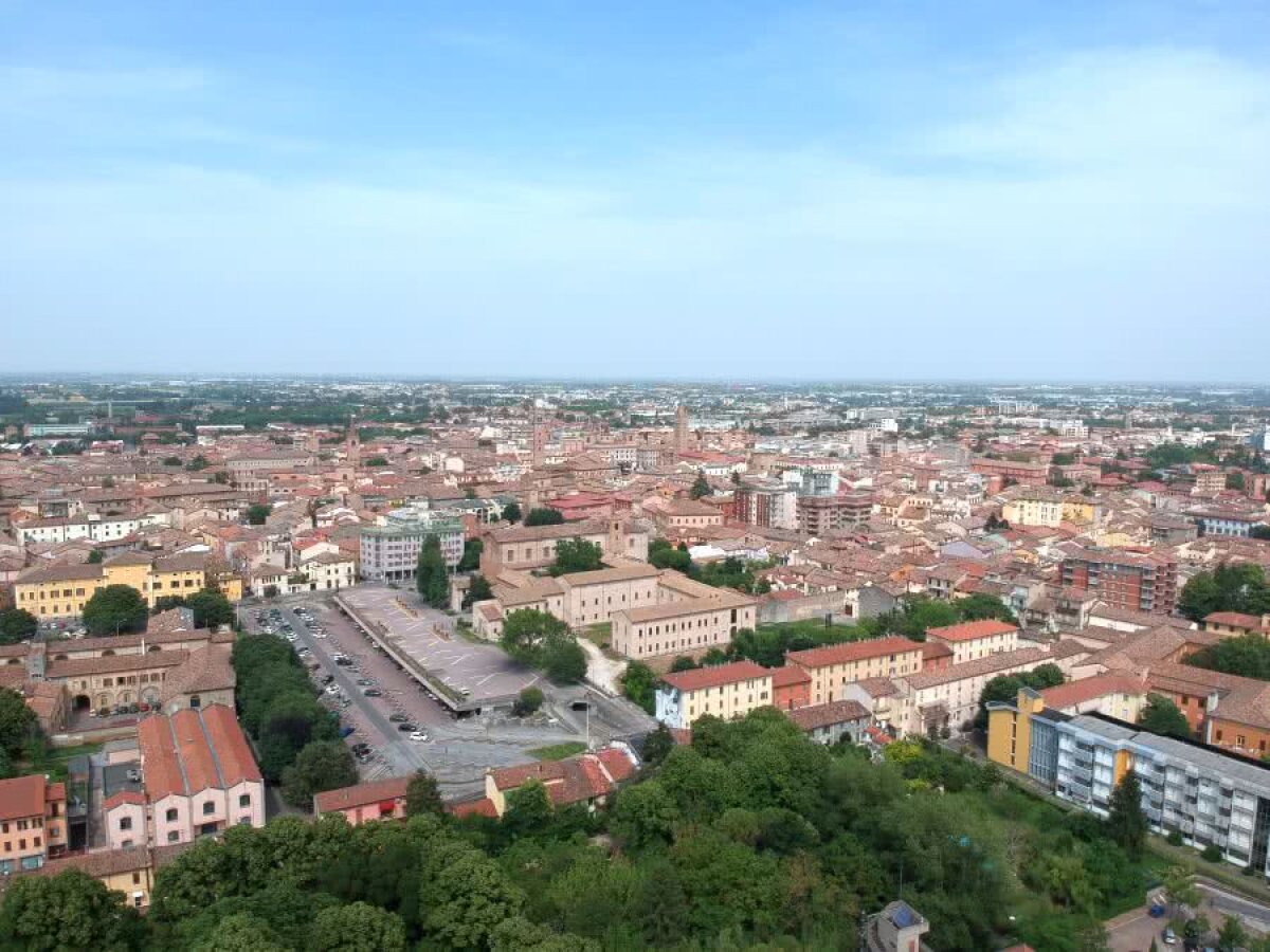 ROMÂNIA U21 // VIDEO+FOTO „Tricolorii” s-au stabilit în pitorescul oraș Forli » 4 lucruri inedite, printre care o sală polivalentă pentru cei 100.000 de locuitori