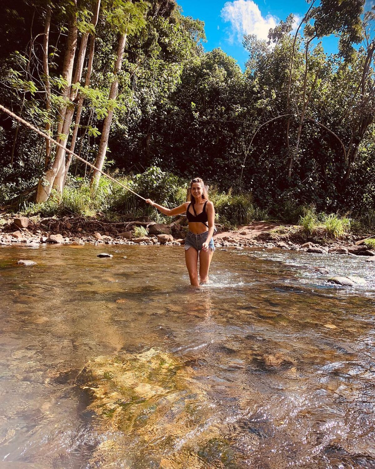 FOTO Mesaj de la Mandy » Cântăreața la care a renunțat Ozil, mesaj superb la nunta fotbalistului