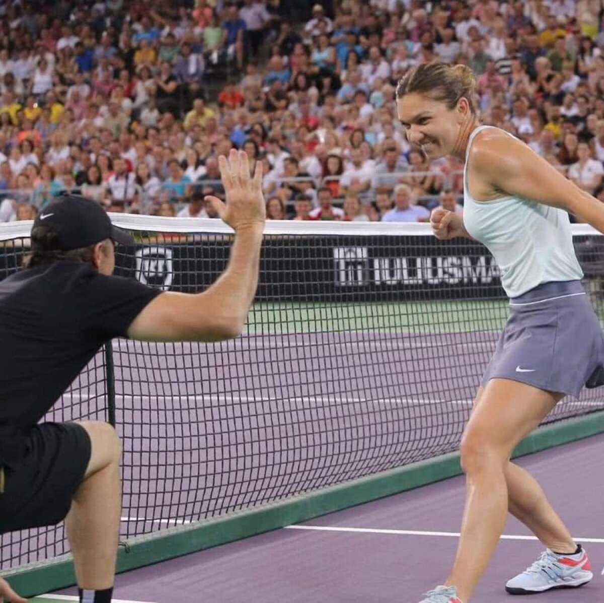 GALERIE FOTO Amintiri din România » Cahill, încântat de vizita în țara noastră! Ce imagini au postat Simona Halep și Darren Cahill