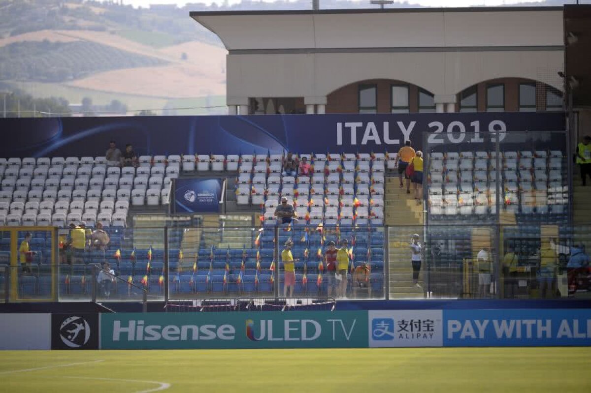 ROMÂNIA U21 - CROAȚIA U21 / FOTO Românii au ocupat stadionul din Serravalle! Mesajul superb afișat de către suporteri