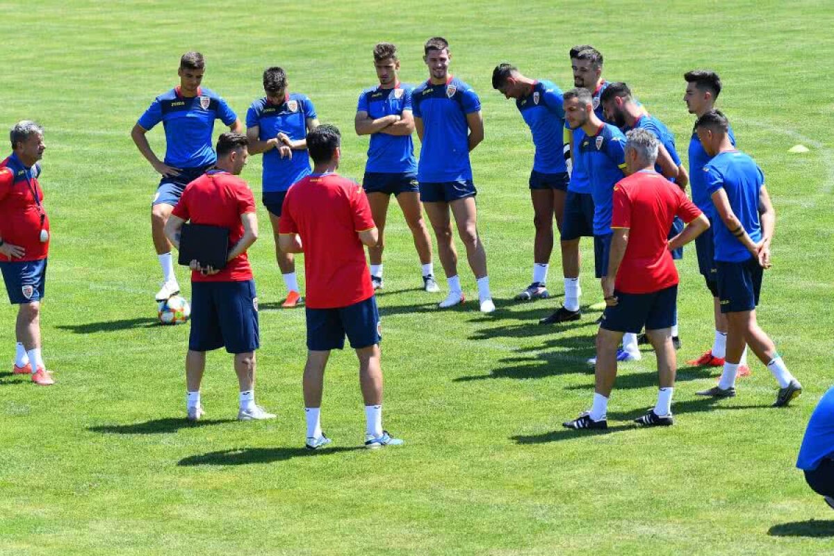 ROMÂNIA U21 // VIDEO+FOTO Voie bună la antrenament! Contra s-a pregătit alături de „tricolorii mici”, dar a cedat primul :D