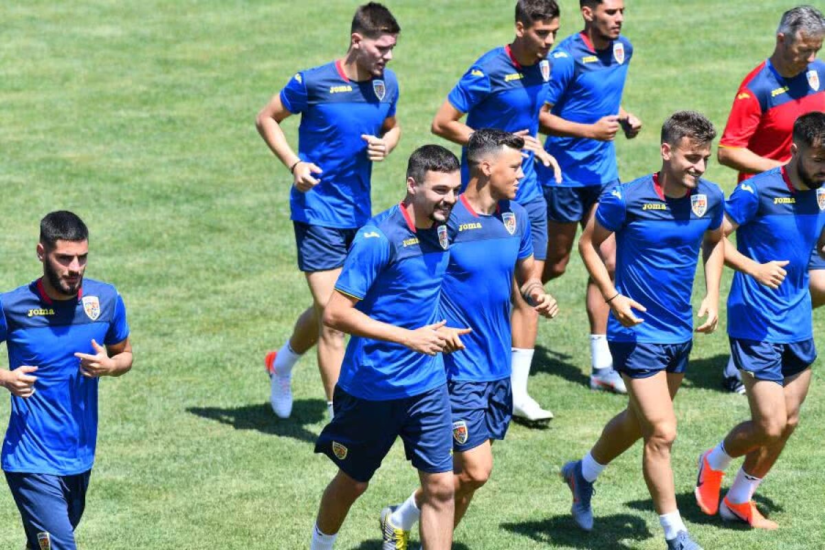 ROMÂNIA U21 // VIDEO+FOTO Voie bună la antrenament! Contra s-a pregătit alături de „tricolorii mici”, dar a cedat primul :D