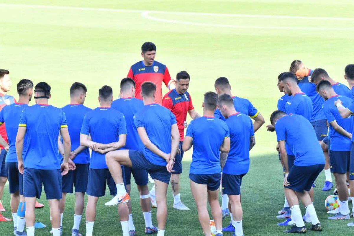 ROMÂNIA U21 - ANGLIA U21 // VIDEO + FOTO Antrenamentul oficial al „tricolorilor” s-a desfășurat pe o căldură sufocantă