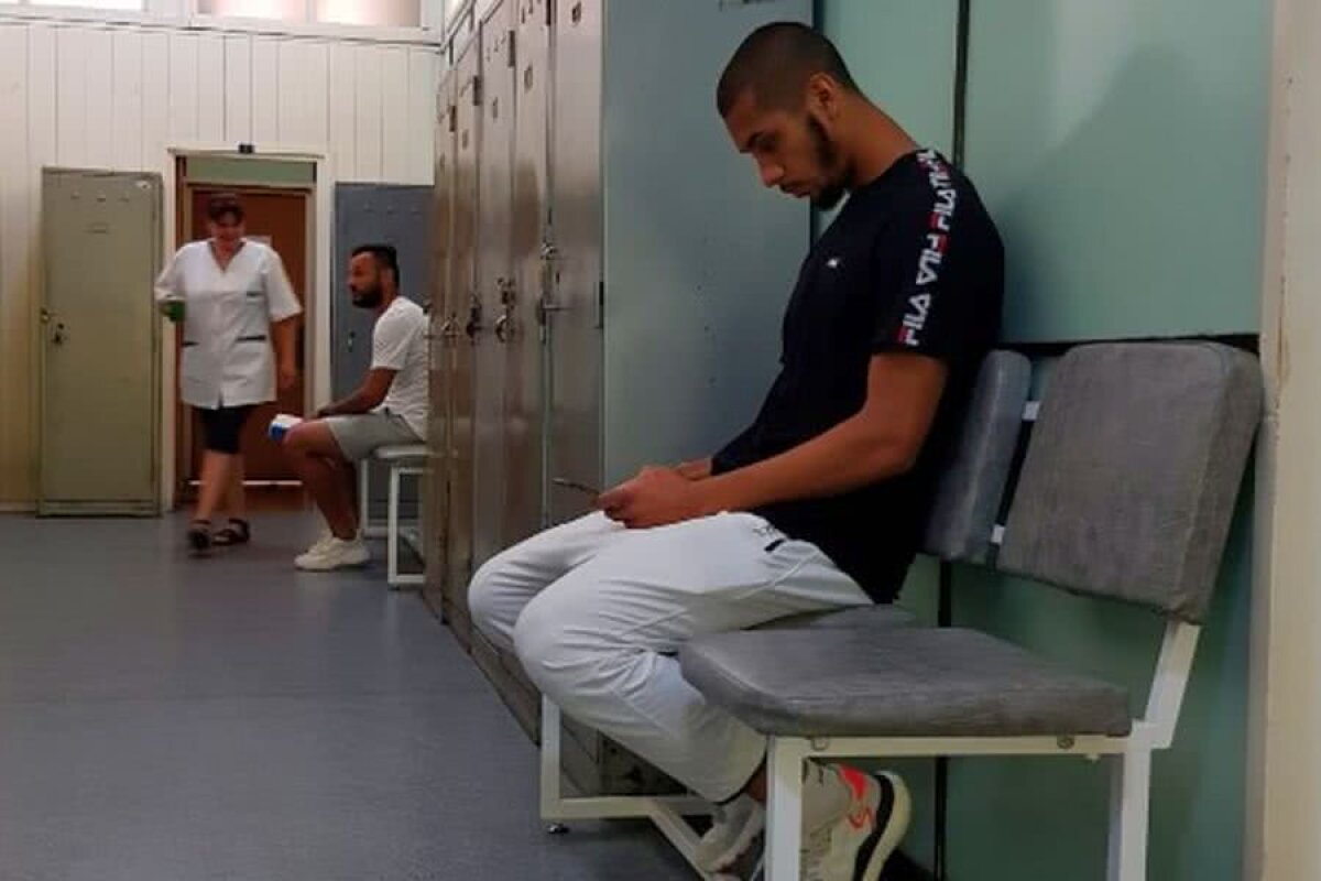 FOTO + VIDEO Jucătorii lui Dinamo au efectuat azi vizita medicală » Cu cine s-au întâlnit pe holuri + cine a revenit la echipă