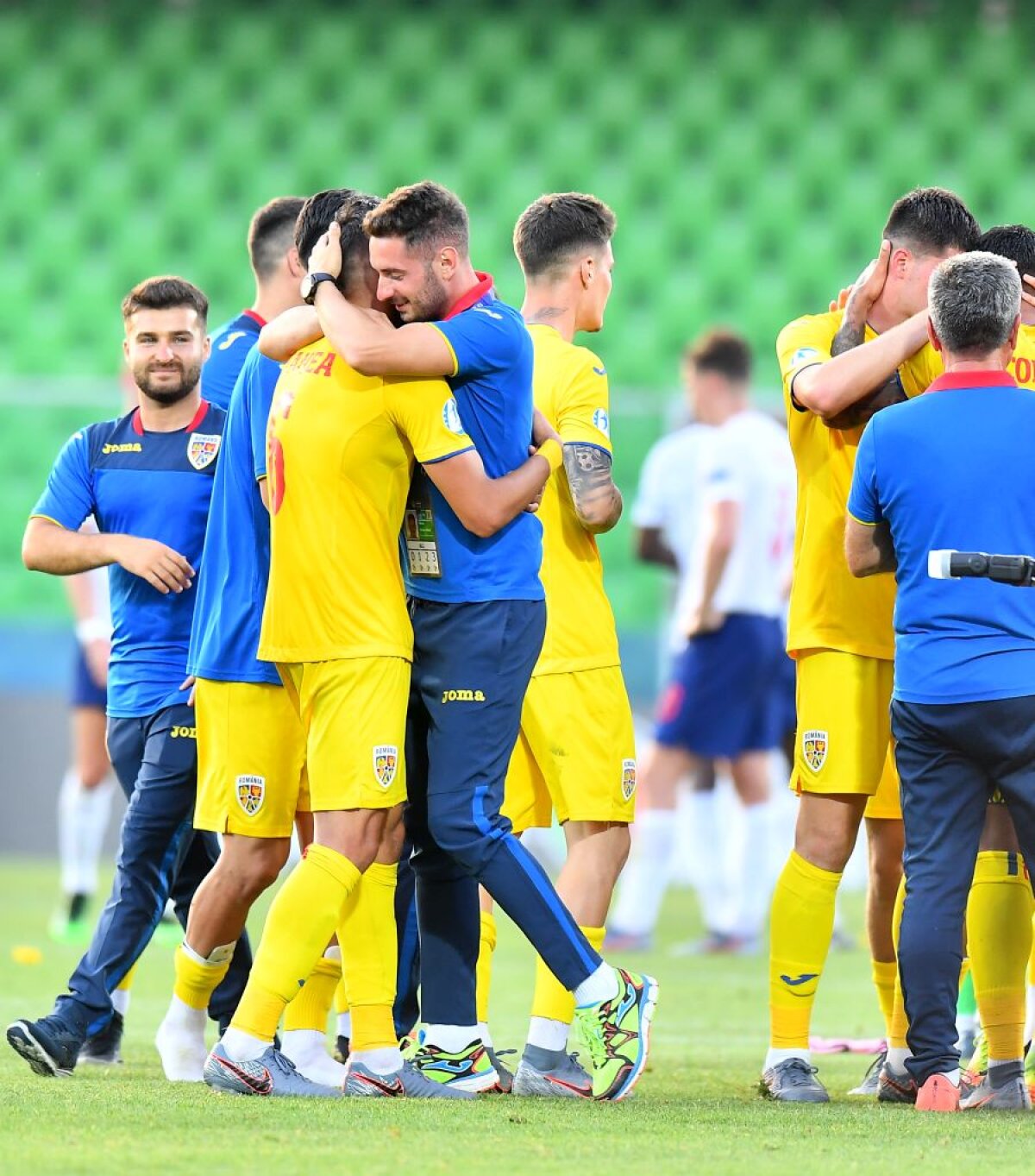 ANGLIA U21 - ROMÂNIA U21 2-4 // VIDEO Ionuț Radu, declarații emoționante după victorie: „Unde nu ajung picioarele, ajunge inima!”