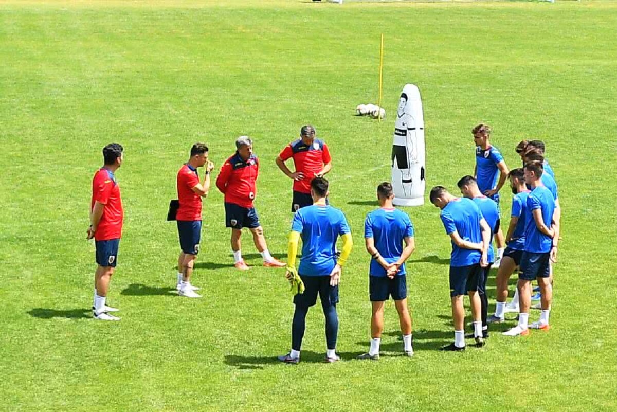 ROMÂNIA 21 - ANGLIA U21 4-2 // VIDEO Cosmin Contra, „luat la șuturi” de Ricardo Grigore :D » Cum s-au antrenat azi jucătorii lui Mirel Rădoi