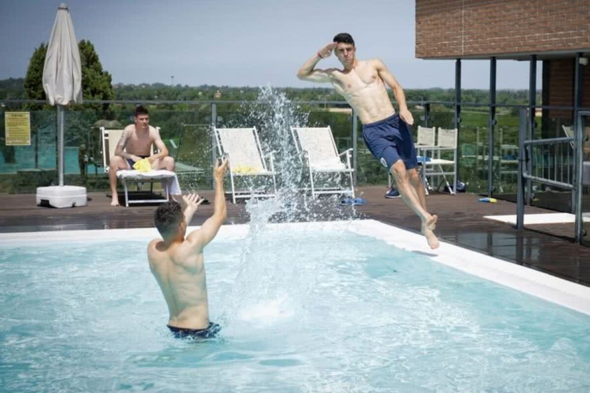 GALERIE FOTO Vremea relaxării » Titularii lui Mirel Rădoi s-au destins din nou la piscină! Imagini de colecție cu „actorii” care au „răpus” Anglia