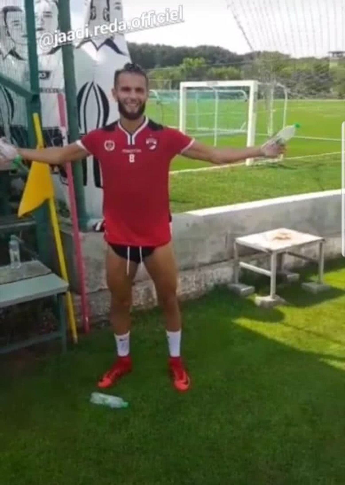 VIDEO Reda Jaadi și Papazoglou s-au antrenat separat! Fotbaliștii s-au amuzat pe seama situației