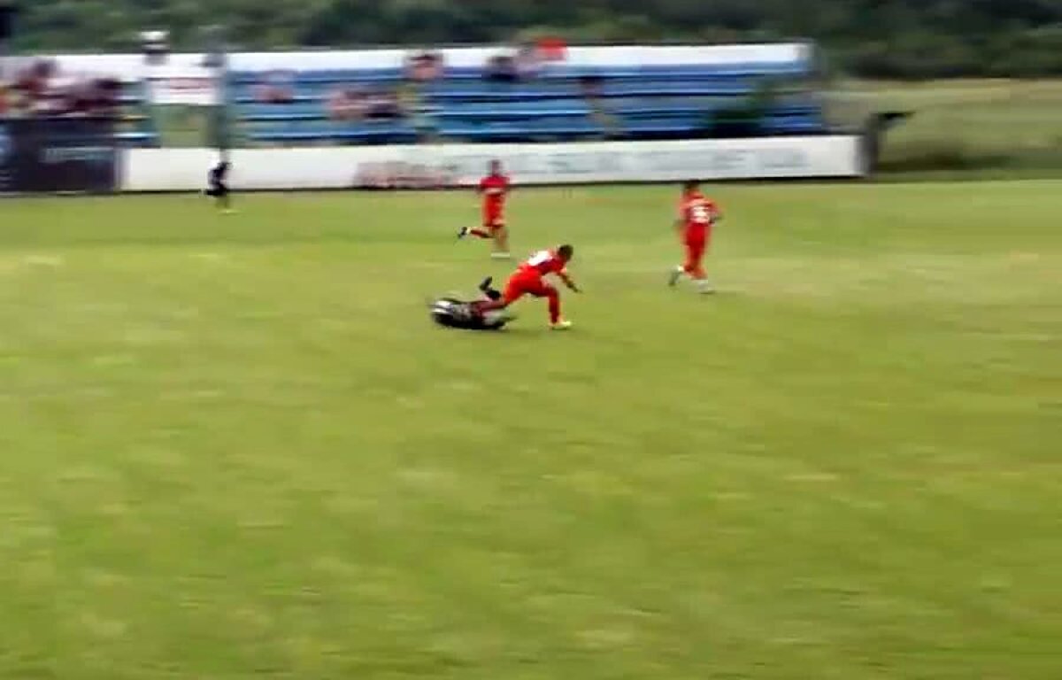 VIDEO Junior Morais s-a accidentat în primul amical al lui FCSB după o ciocnire cu un adversar!