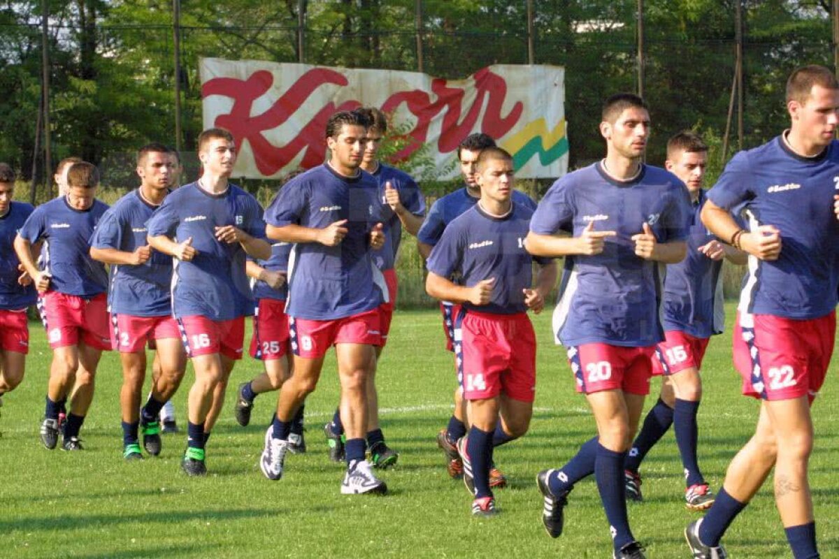 VIDEO+FOTO Claudiu Niculescu, legenda vie a lui Dinamo, împlinește azi 45 de ani! 15 borne ale unei cariere de excepție: cifre UNICE în atacul „câinilor” + momente memorabile, în teren și pe bancă