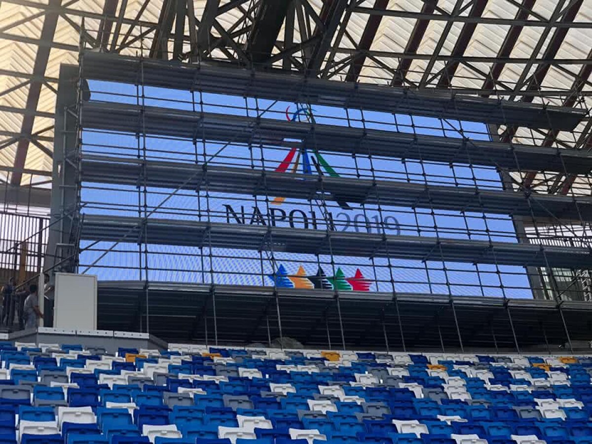 VIDEO+FOTO Makeover spectaculos al stadionului lui Napoli » San Paolo s-a schimbat complet în doar o lună!