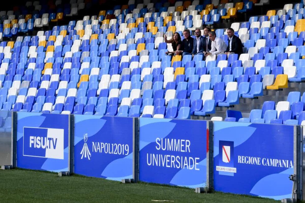 VIDEO+FOTO Makeover spectaculos al stadionului lui Napoli » San Paolo s-a schimbat complet în doar o lună!