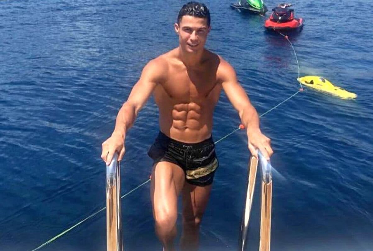 FOTO Cristiano Ronaldo i-a uimit pe angajații resortului de lux din Grecia! Ce bacșiș a lăsat la plecare + Cum arată vila