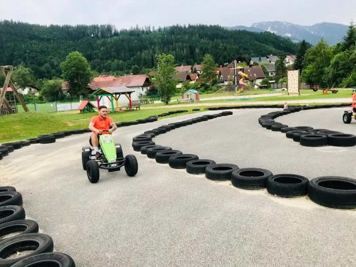 VIDEO Jucătorii de la CFR Cluj au timp și de distracție în cantonamentul din Austria! Cine a câștigat cursa de karting