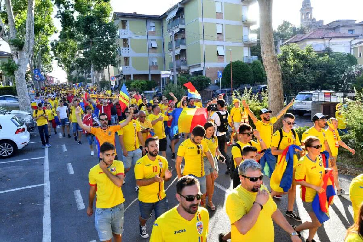 FRANȚA U21 - ROMÂNIA U21 // VIDEO + FOTO Drumul fanilor naționalei spre stadionul din Cesena » România U21 are parte de o susținere impresionantă