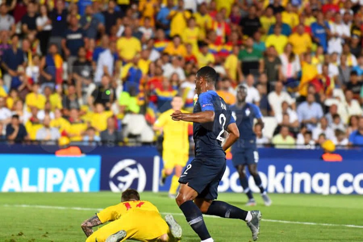 FRANȚA U21 - ROMÂNIA U21 // GALERIE FOTO + VIDEO Arbitrul i-a refuzat un penalty României în minutul 18! Cicâldău, doborât în careul francezilor + părerea lui Adrian Porumboiu