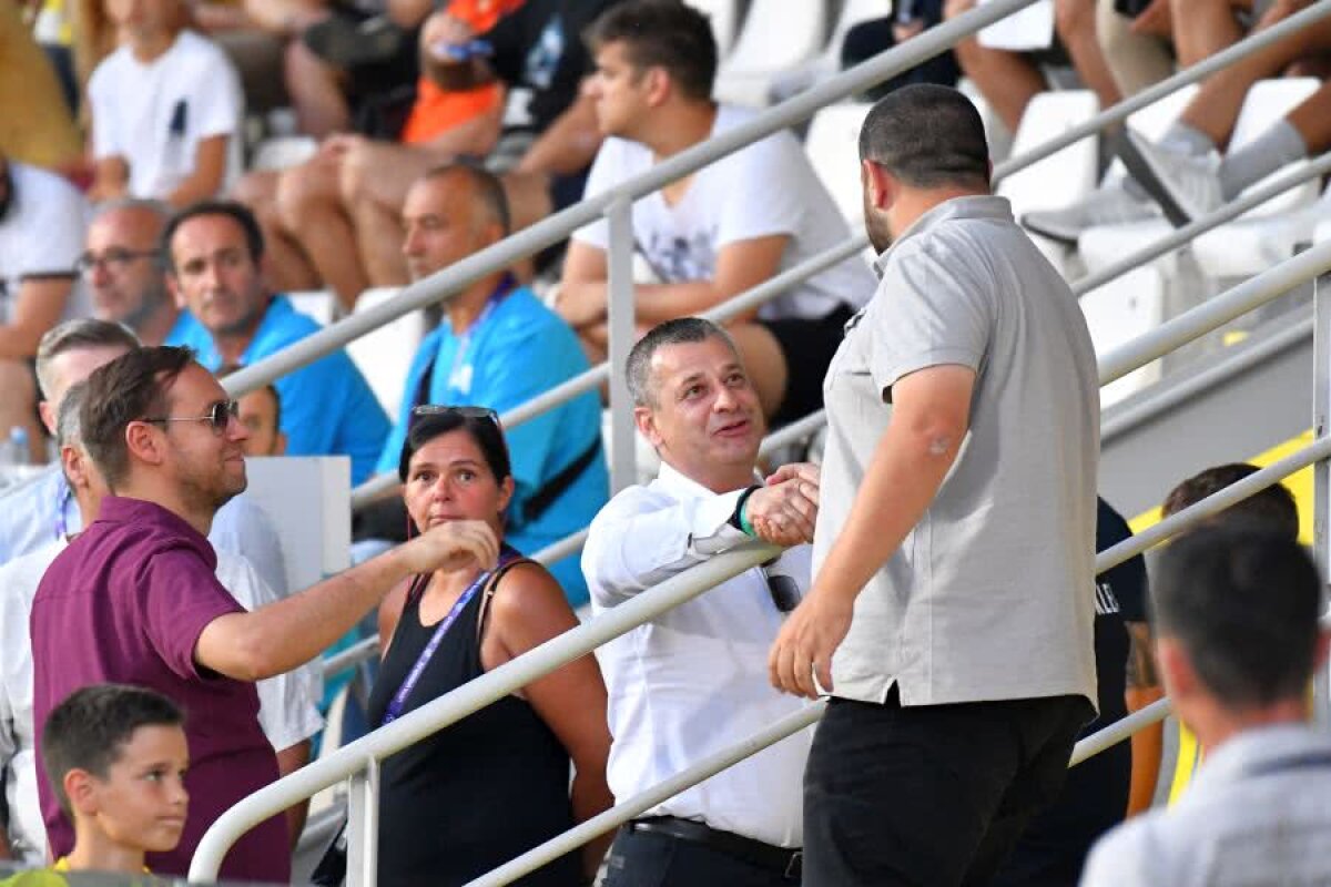 FRANȚA U21 - ROMÂNIA U21 0-0 // FOTO Apariție surprinzătoare la meciul cu Franța » Patronul „fără chip” din Liga 1 a fost în tribune