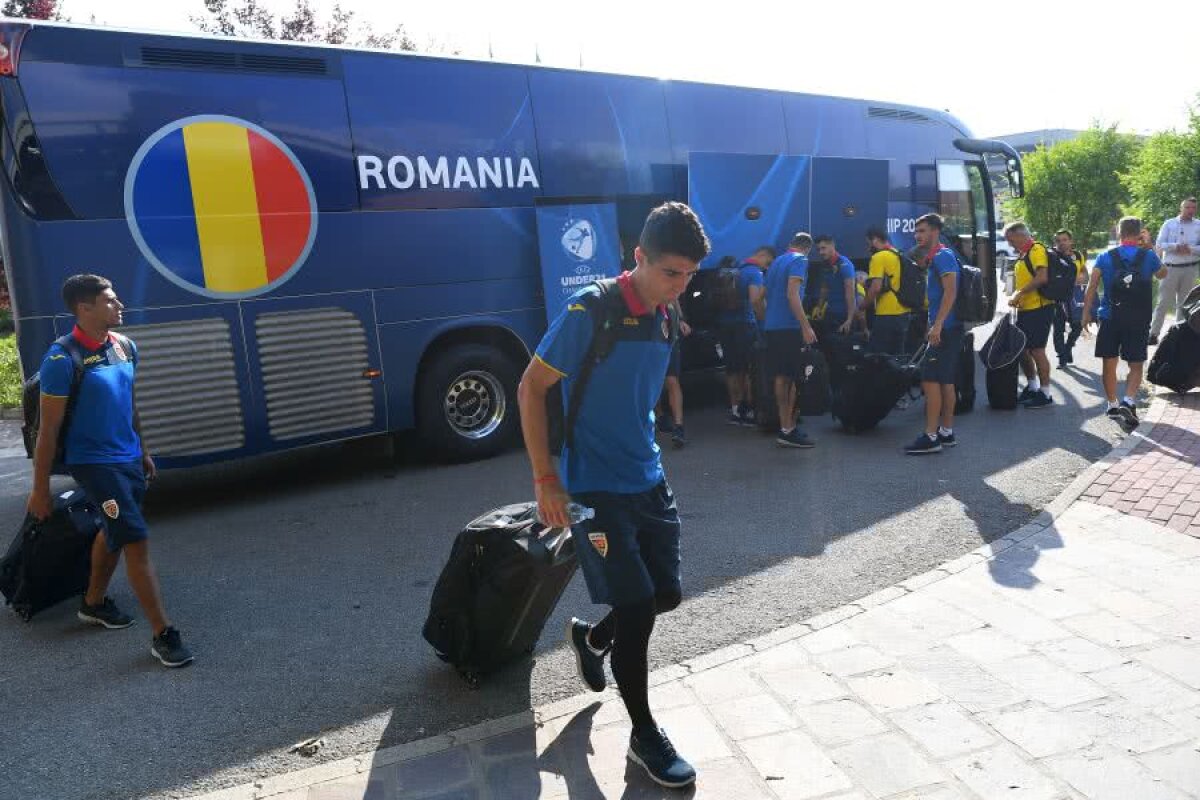 GERMANIA U21 - ROMÂNIA U21 // GALERIE FOTO Naționala U21 a ajuns la hotelul din Bologna » Imagini în exclusivitate surprinse de reporterii GSP