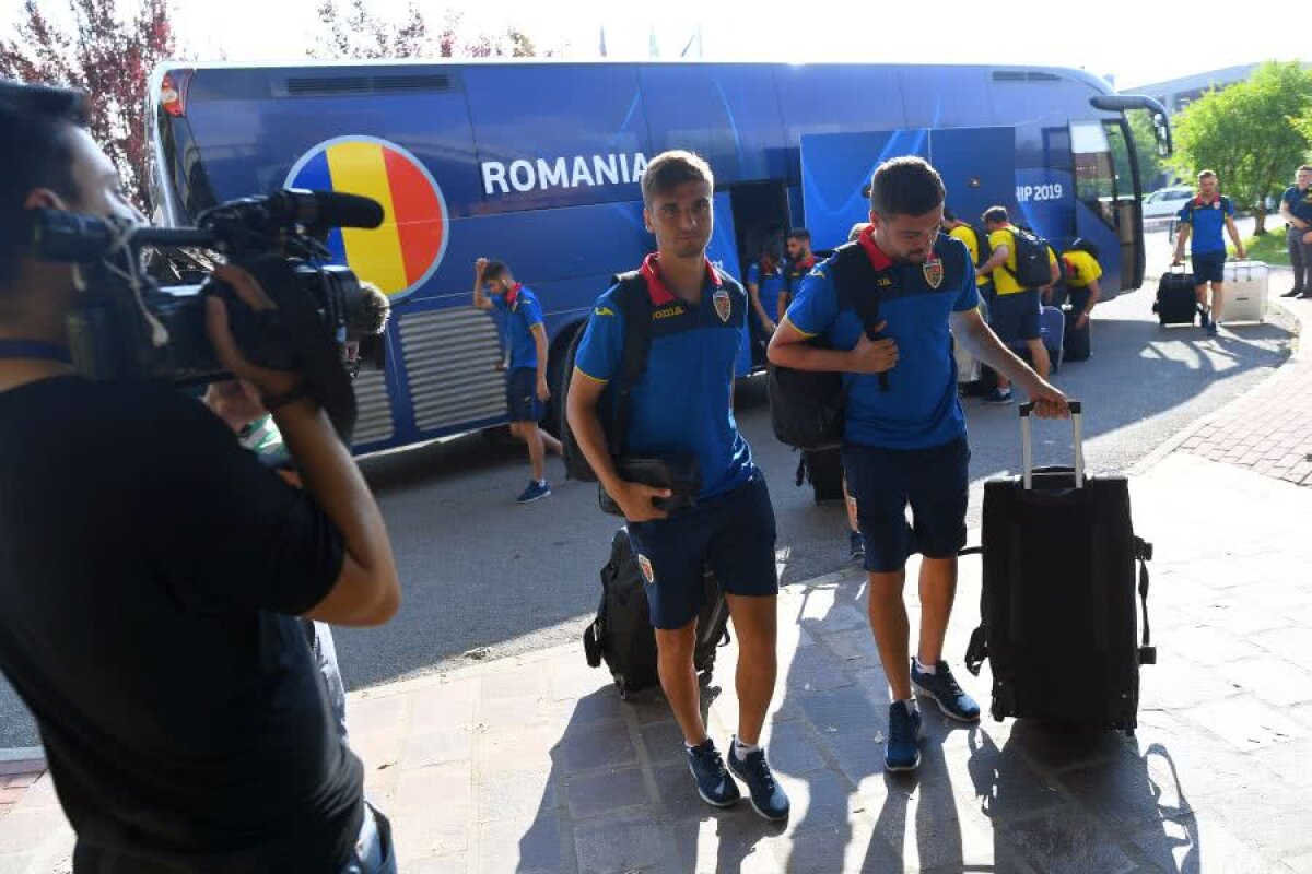 GERMANIA U21 - ROMÂNIA U21 // GALERIE FOTO Naționala U21 a ajuns la hotelul din Bologna » Imagini în exclusivitate surprinse de reporterii GSP