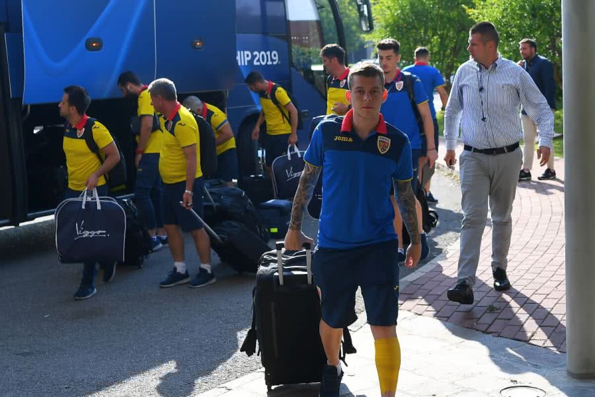 GERMANIA U21 - ROMÂNIA U21 // GALERIE FOTO Naționala U21 a ajuns la hotelul din Bologna » Imagini în exclusivitate surprinse de reporterii GSP