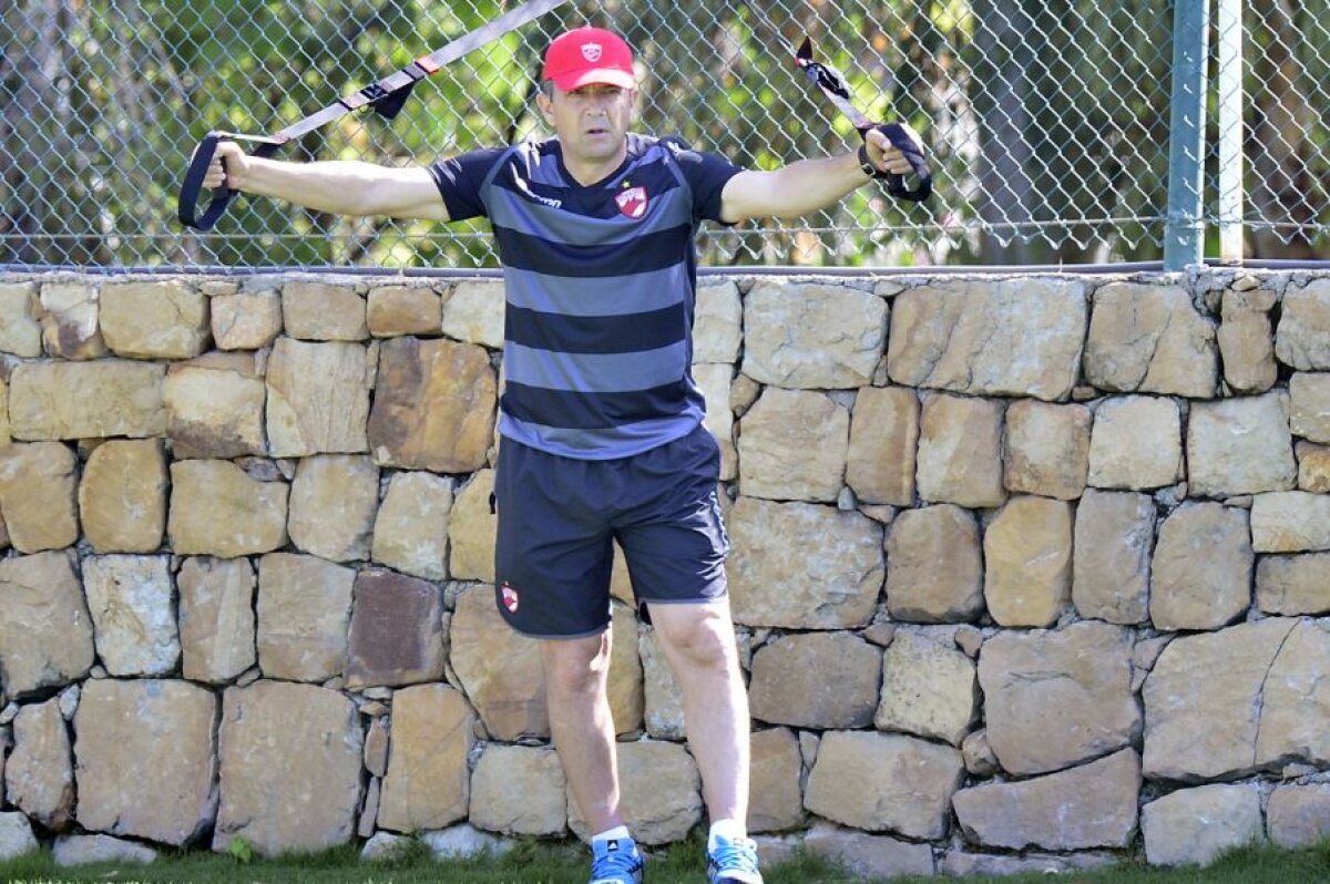 VIDEO Eugen Neagoe l-a prezentat pe Gabriel Moura jucătorilor + Dinamo e în baza unde s-a pregătit Liverpool înaintea finalei CL