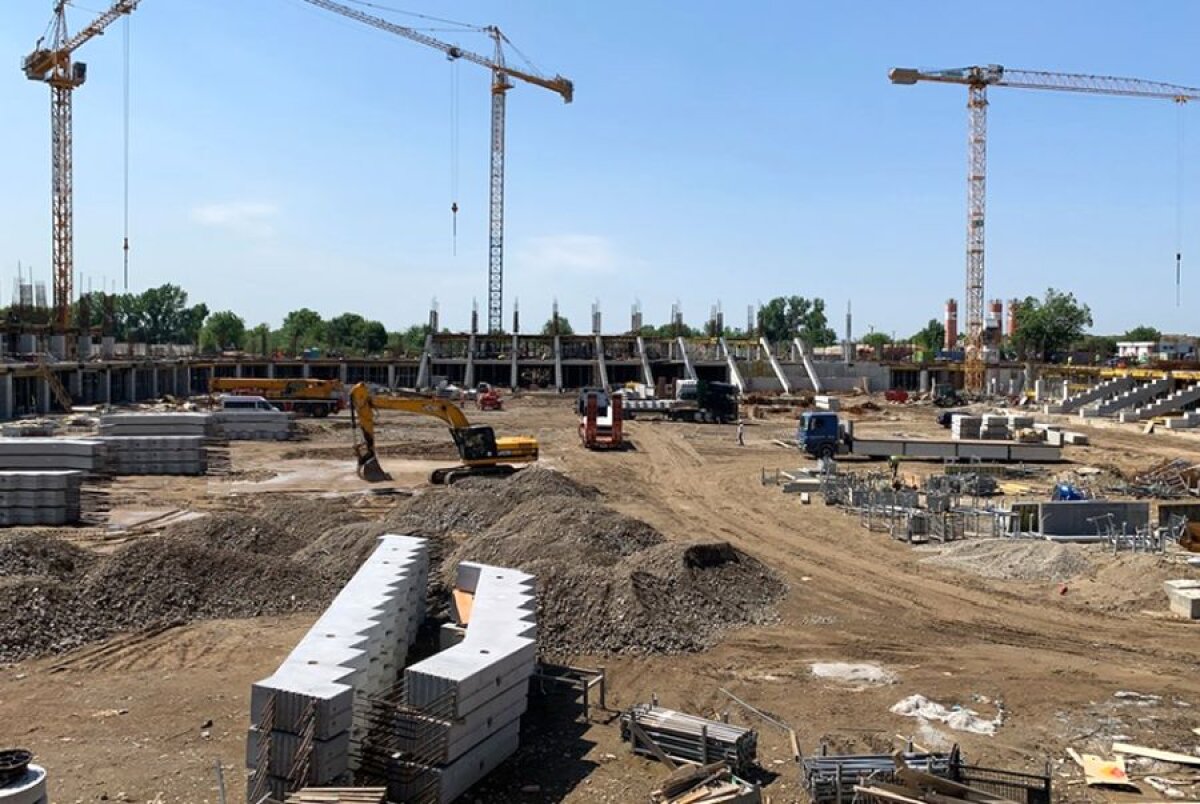 GALERIE FOTO Se înalță tribunele în Ghencea! Imagini spectaculoase de azi de la stadioanele Steaua și Giulești