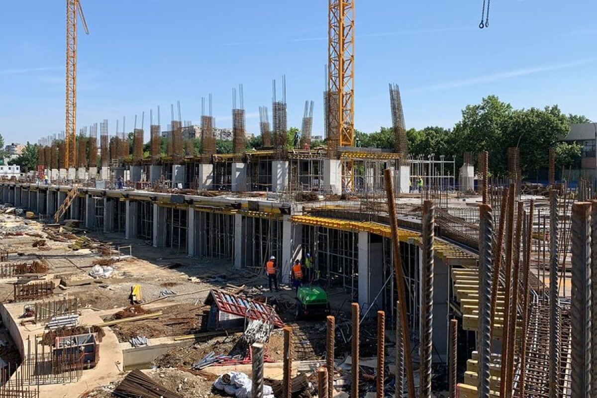 GALERIE FOTO Se înalță tribunele în Ghencea! Imagini spectaculoase de azi de la stadioanele Steaua și Giulești