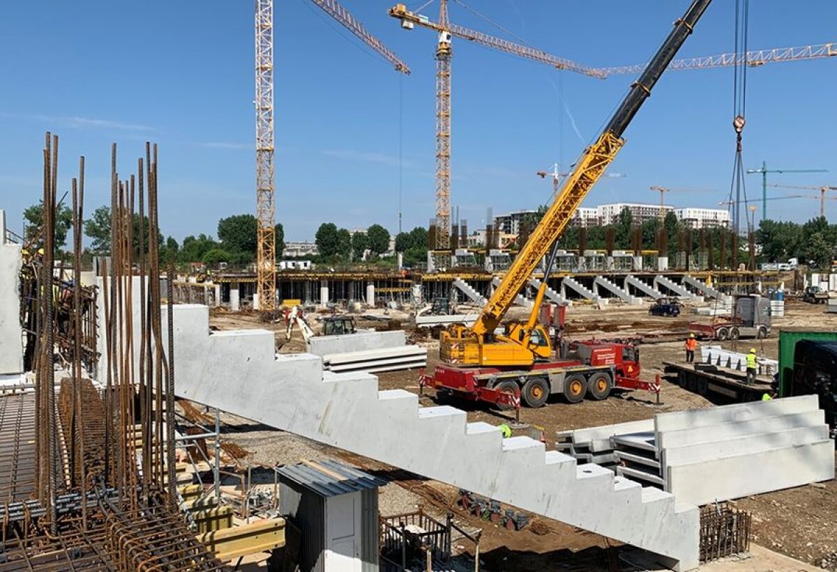 GALERIE FOTO Se înalță tribunele în Ghencea! Imagini spectaculoase de azi de la stadioanele Steaua și Giulești
