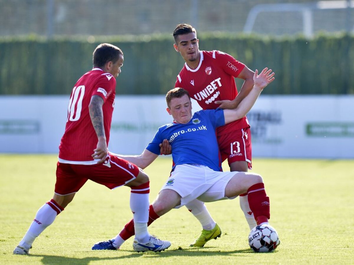 DINAMO -  LINFIELD 2-0 // FOTO + VIDEO Victorie cu scandal la debutul lui Neagoe! Dinamo învinge campioana Irlandei de Nord, după un meci cu scântei