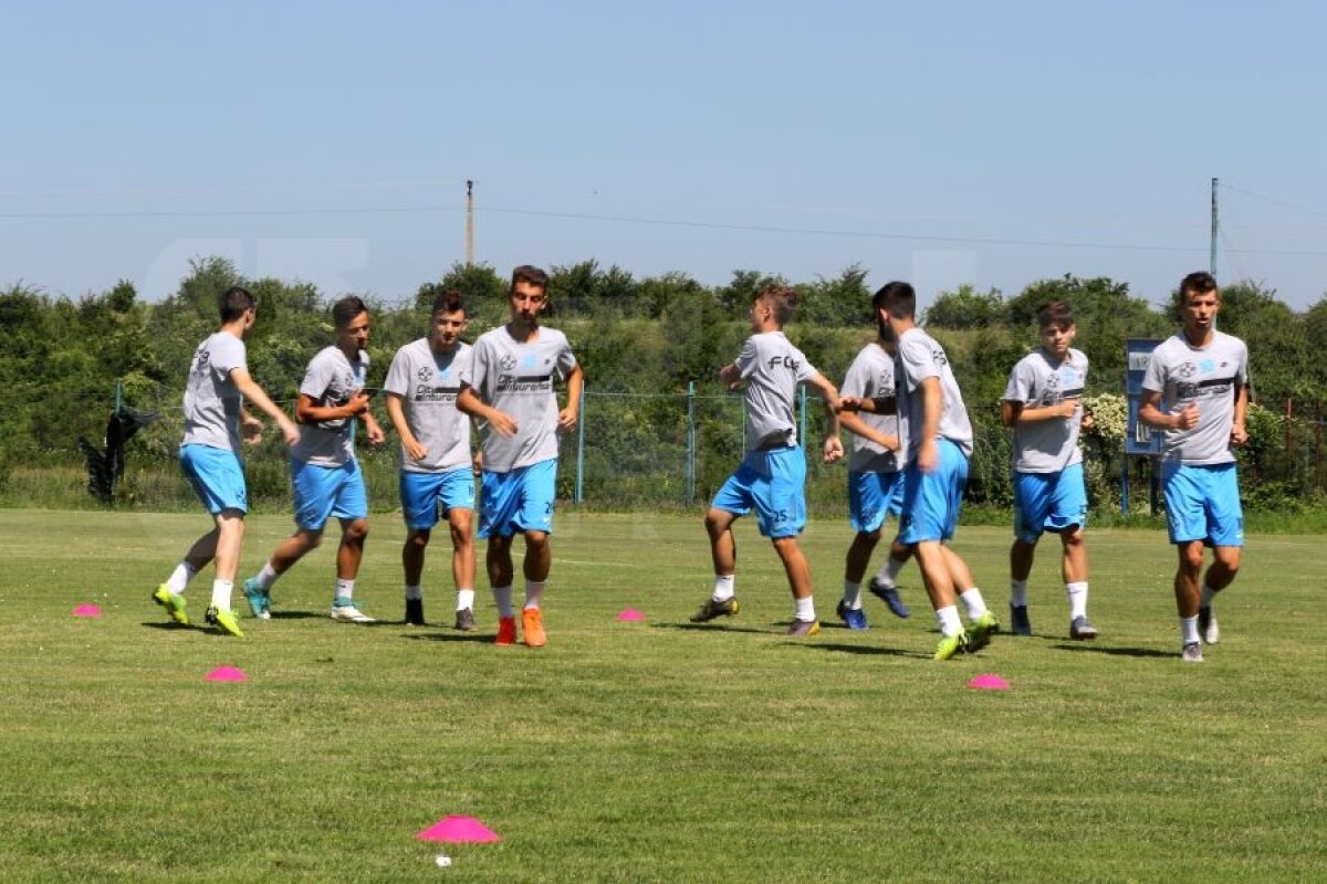 FCSB // VIDEO + FOTO Jucătorii de la FCSB trag tare în cantonamentul din Brașov! Imagini de la antrenament + Lucian Filip: „Mister e foarte exigent”