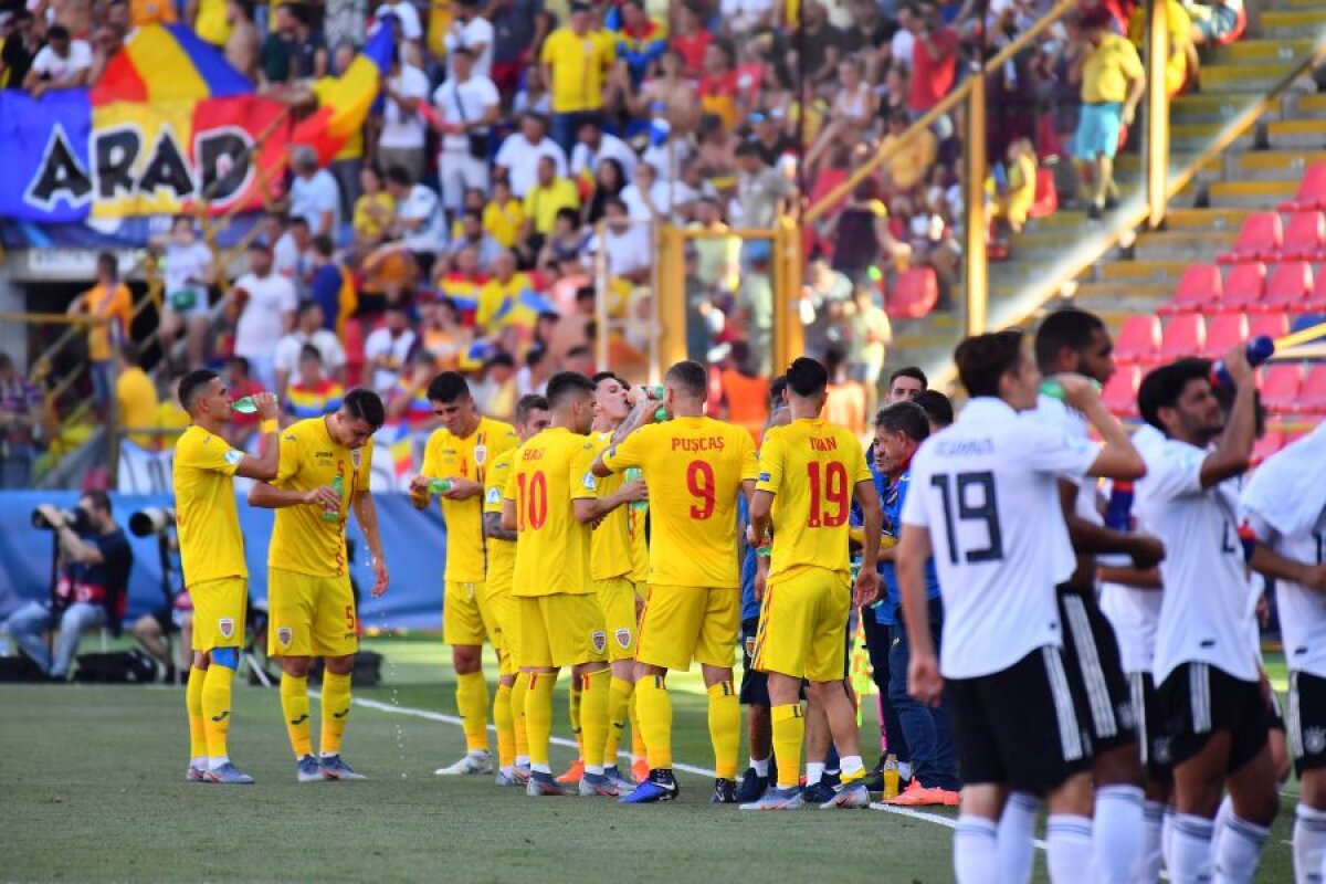 GERMANIA U21 - ROMÂNIA U21 // FOTO Cum au luptat jucătorii celor două echipe cu canicula în pauzele de hidratare