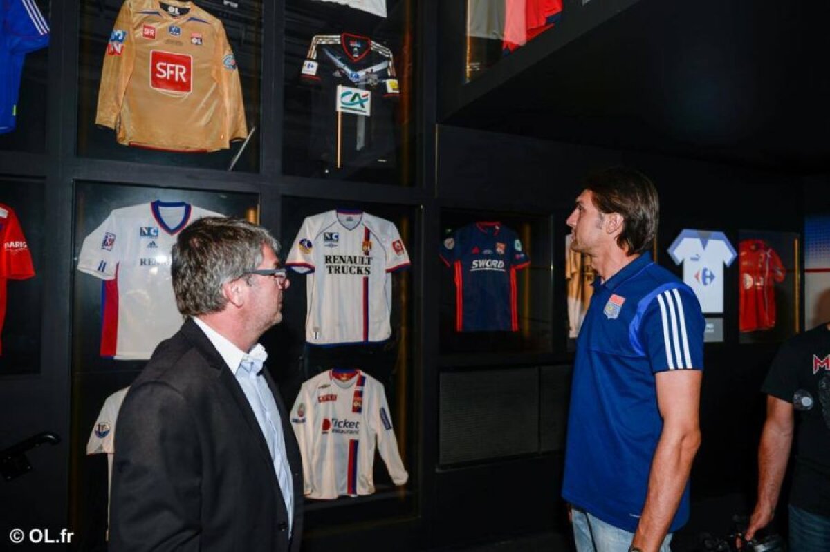 FOTO Tătărușanu, primul interviu la Lyon: „Bine că nu jucam pe vremea lui Juninho. Toată lumea știa talentul lui la lovituri libere”