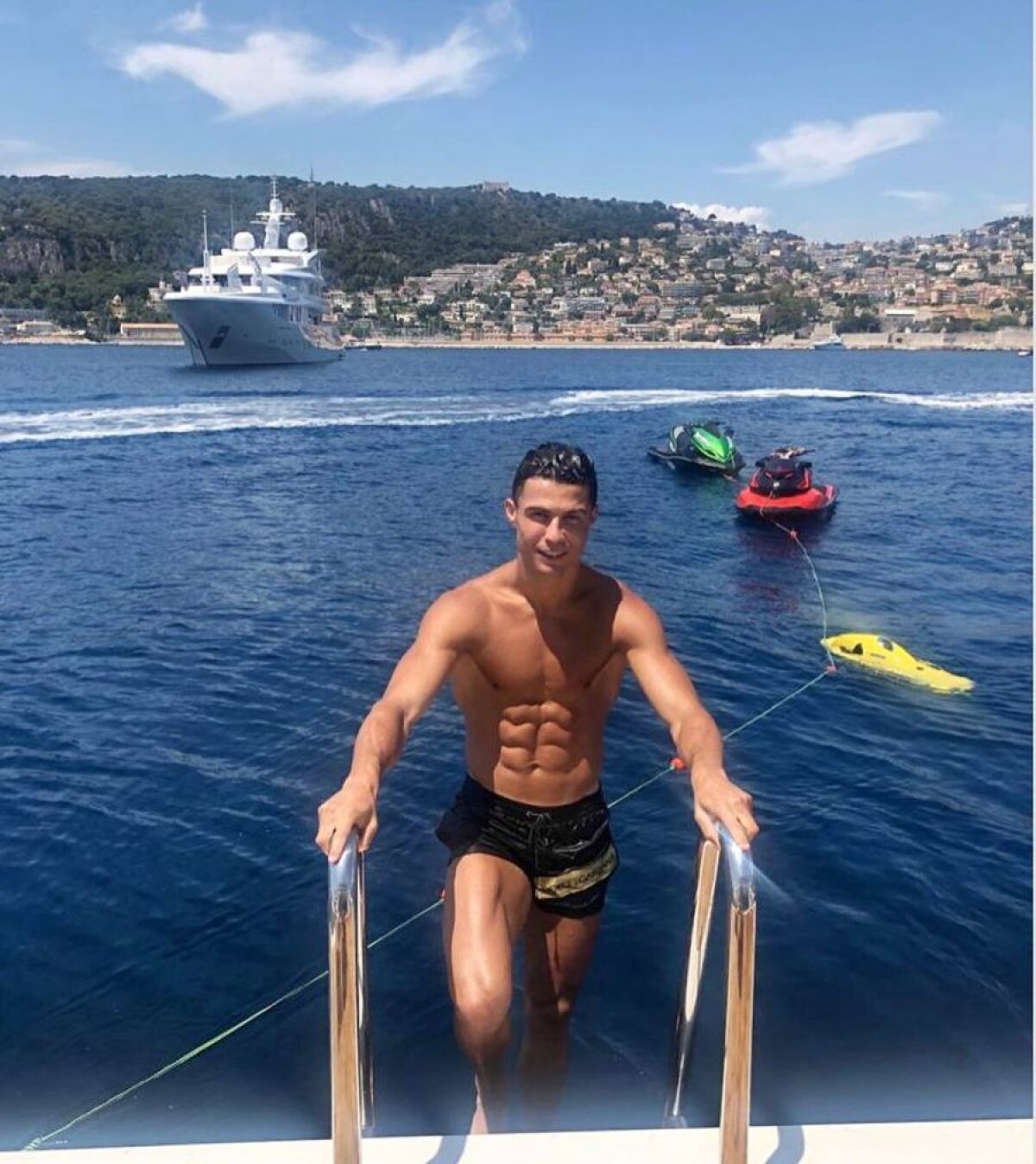 GALERIE FOTO // Cristiano Ronaldo a luat cina cu Michael Jordan în vacanța de lux pe Riviera Franceză: „Noi doi am scris istorie”