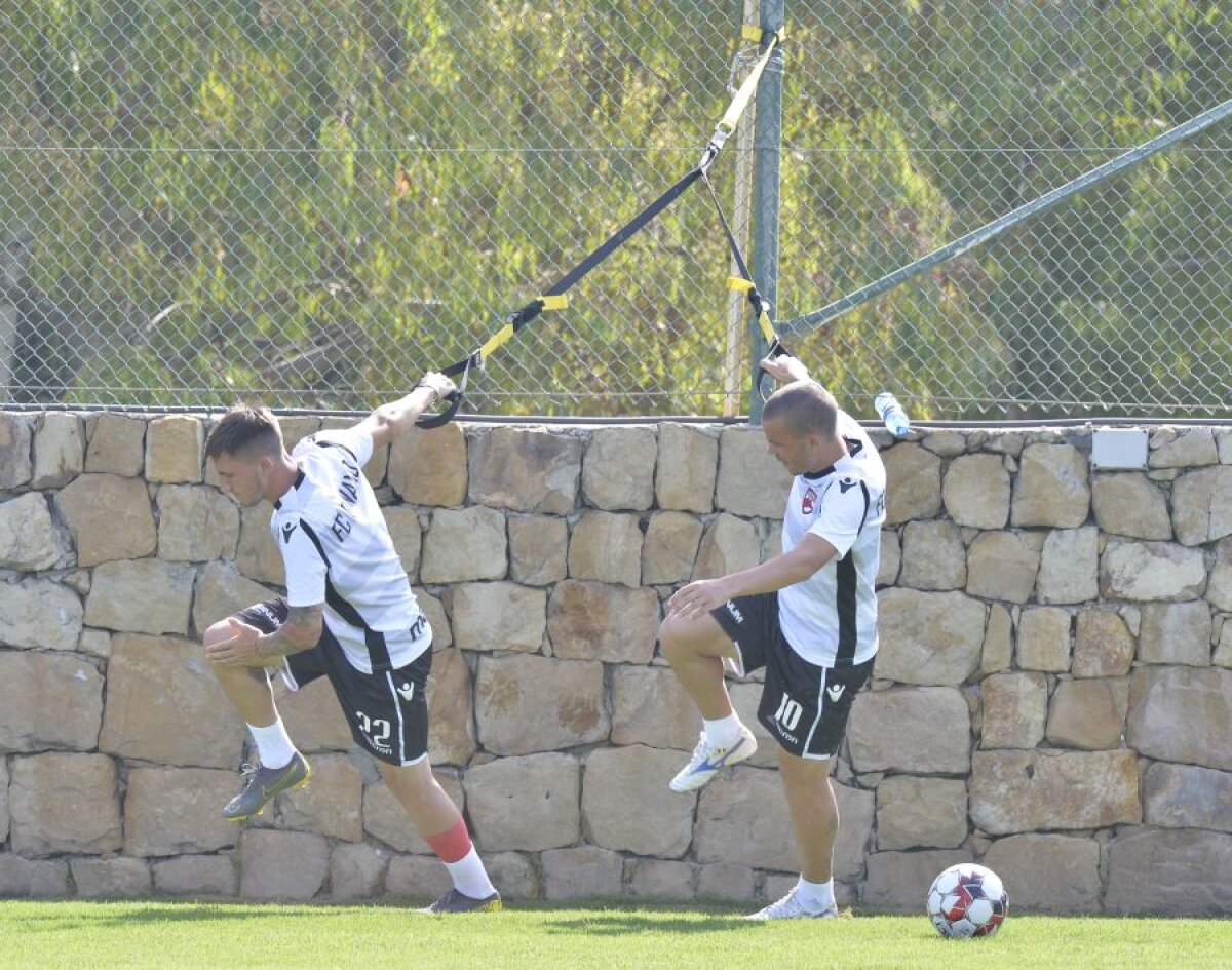 Dinamo - FC Bruno's Magpies 6-1 // FOTO Slavko Perovic și Andreas Mihaiu, surprizele lui Eugen Neagoe! „Câinii” au luat gol de la o nou-înființată din Gibraltar