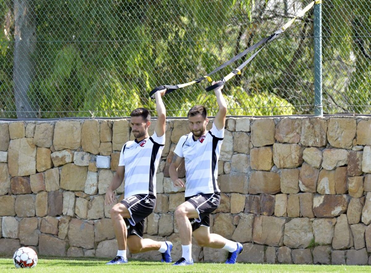 Dinamo - FC Bruno's Magpies 6-1 // FOTO Slavko Perovic și Andreas Mihaiu, surprizele lui Eugen Neagoe! „Câinii” au luat gol de la o nou-înființată din Gibraltar