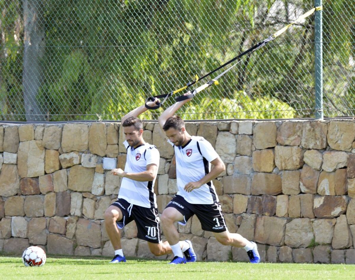 Dinamo - FC Bruno's Magpies 6-1 // FOTO Slavko Perovic și Andreas Mihaiu, surprizele lui Eugen Neagoe! „Câinii” au luat gol de la o nou-înființată din Gibraltar