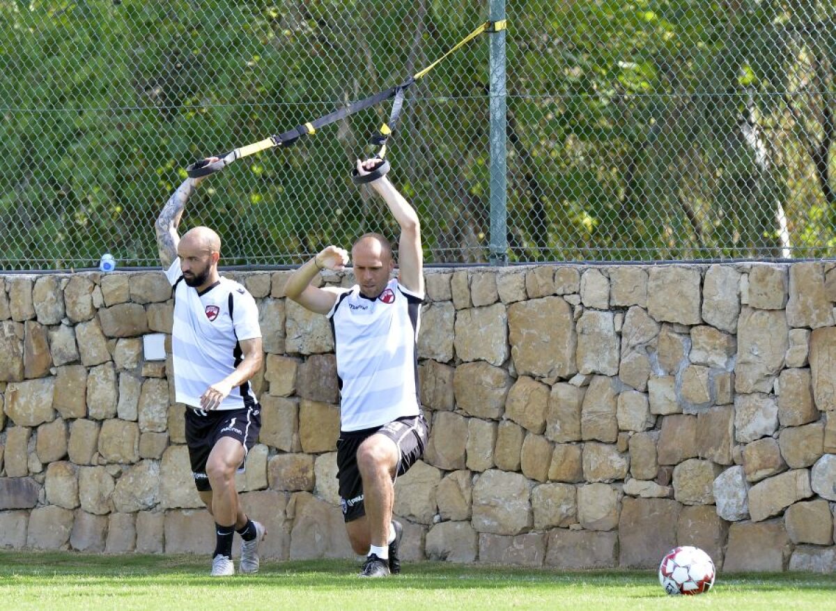 Dinamo - FC Bruno's Magpies 6-1 // FOTO Slavko Perovic și Andreas Mihaiu, surprizele lui Eugen Neagoe! „Câinii” au luat gol de la o nou-înființată din Gibraltar