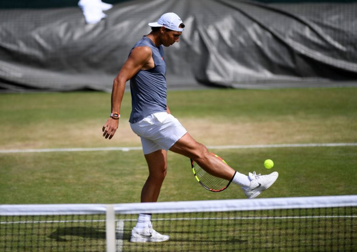 WIMBLEDON // VIDEO Începe cel mai elegant și excentric turneu de Grand Slam! De la scandalul tălpilor portocalii ale lui Roger Federer la cele 23 de tone de căpșune consumate