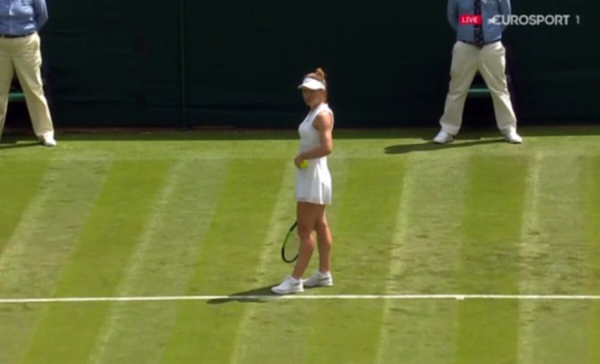 SIMONA HALEP - ALIAKSANDRA SASNOVICH // FOTO Ce se întâmplă la Wimbledon? Iarba arată teribil încă din primul meci