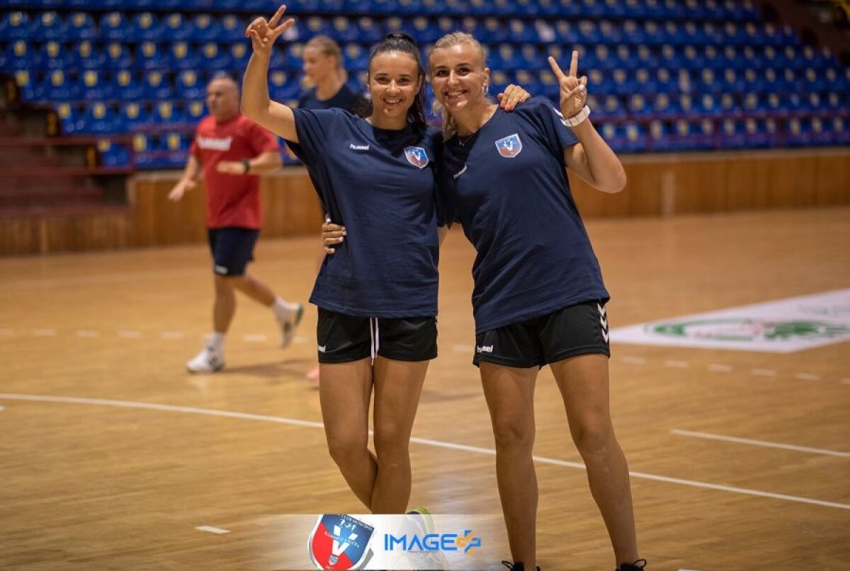 GALERIE FOTO SCM Rm. Vâlcea s-a reunit azi: jucătoarele au primit câte o mașină! Lotul campioanei + programul pentru perioada următoare