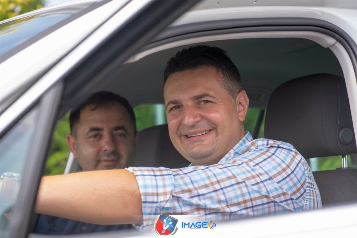 GALERIE FOTO SCM Rm. Vâlcea s-a reunit azi: jucătoarele au primit câte o mașină! Lotul campioanei + programul pentru perioada următoare