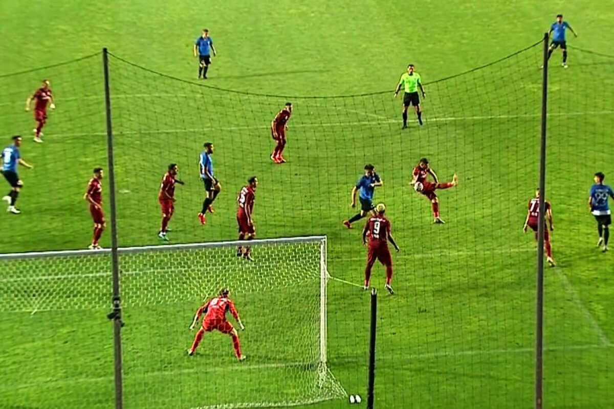 CFR CLUJ - VIITORUL 0-1 // VIDEO+FOTO Faza care putea decide Supercupa! Sebastian Colțescu a lăsat jocul să continue după un henț în careu