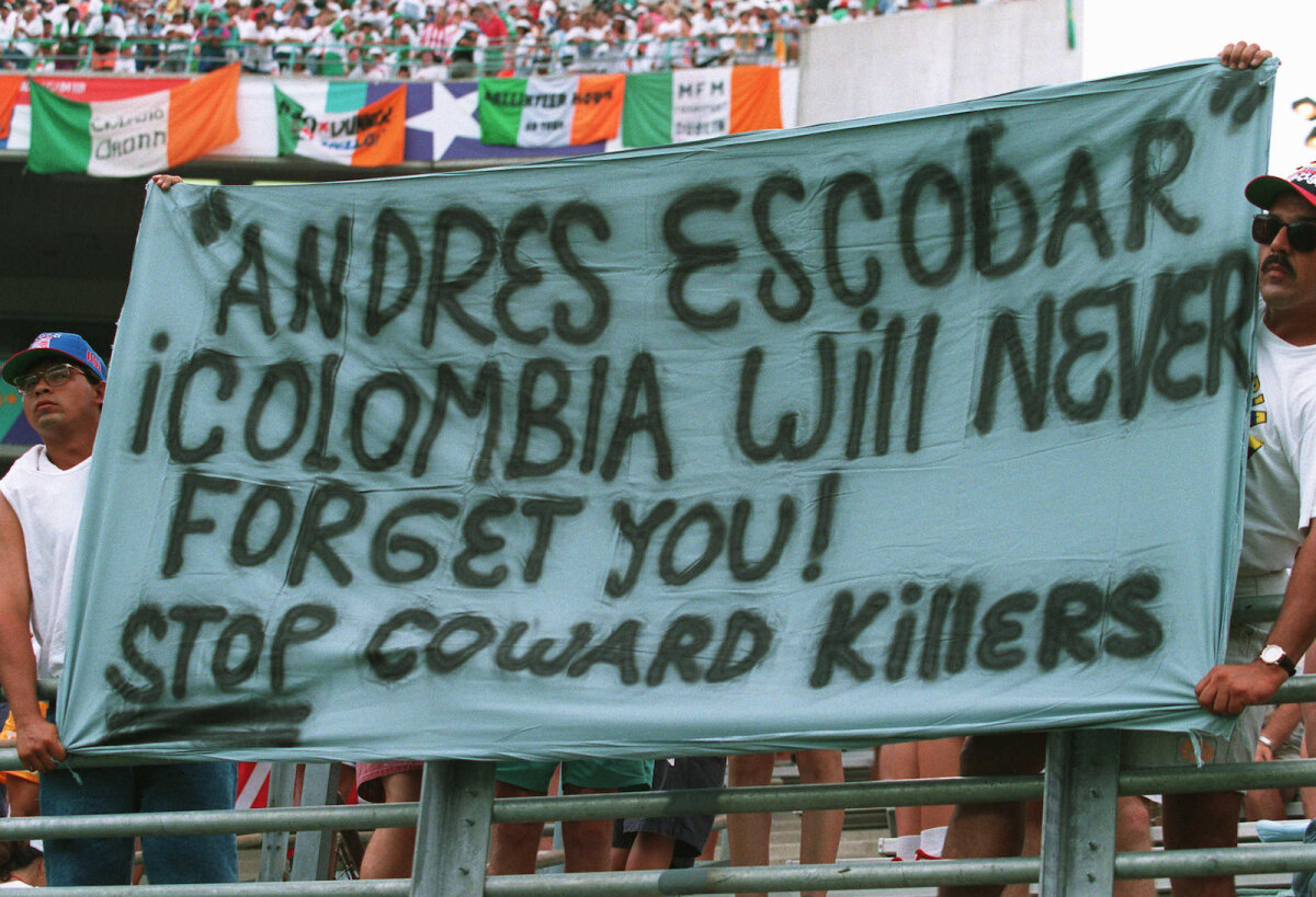 25 de ani de la momentul care a șocat fotbalul: asasinarea lui Andres Escobar! 6 gloanțe în cap de la cartel pentru fostul adversar al României!