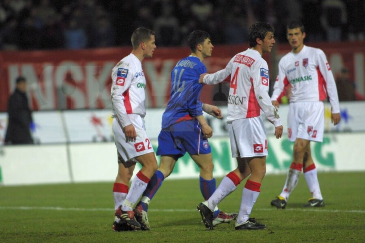 CSA STEAUA ARE PALMARESUL // GALERIE FOTO Cum a arătat ultimul Steaua - Dinamo: Cosmin Olăroiu pe banca roș-albaștrilor + cât s-a terminat primul Dinamo - FCSB