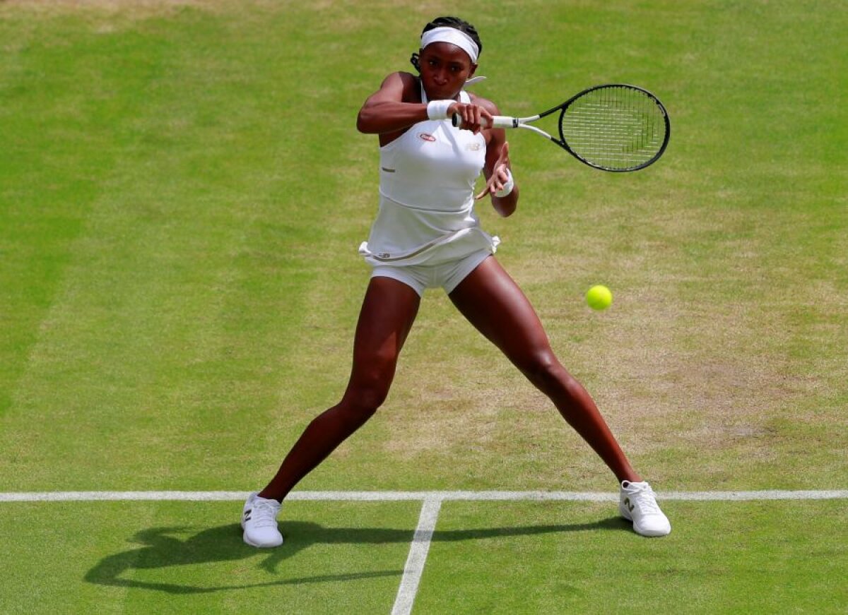 SIMONA HALEP - CORI GAUFF 6-3, 6-3 // FOTO + VIDEO » Simona Halep SUPREMĂ! Victorie fără întrebări contra revelației Cori Gauff și e pentru a patra oară în sferturile Wimbledon!