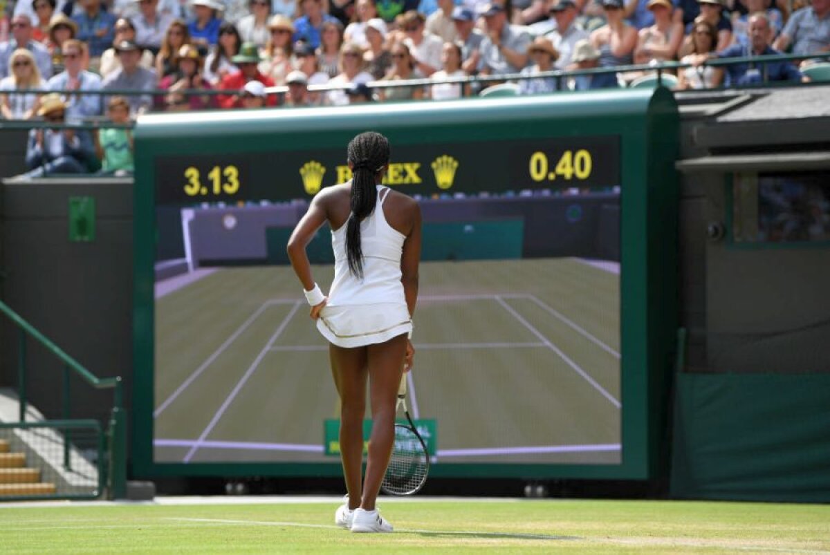 SIMONA HALEP - CORI GAUFF 6-3, 6-3 // FOTO + VIDEO » Simona Halep SUPREMĂ! Victorie fără întrebări contra revelației Cori Gauff și e pentru a patra oară în sferturile Wimbledon!