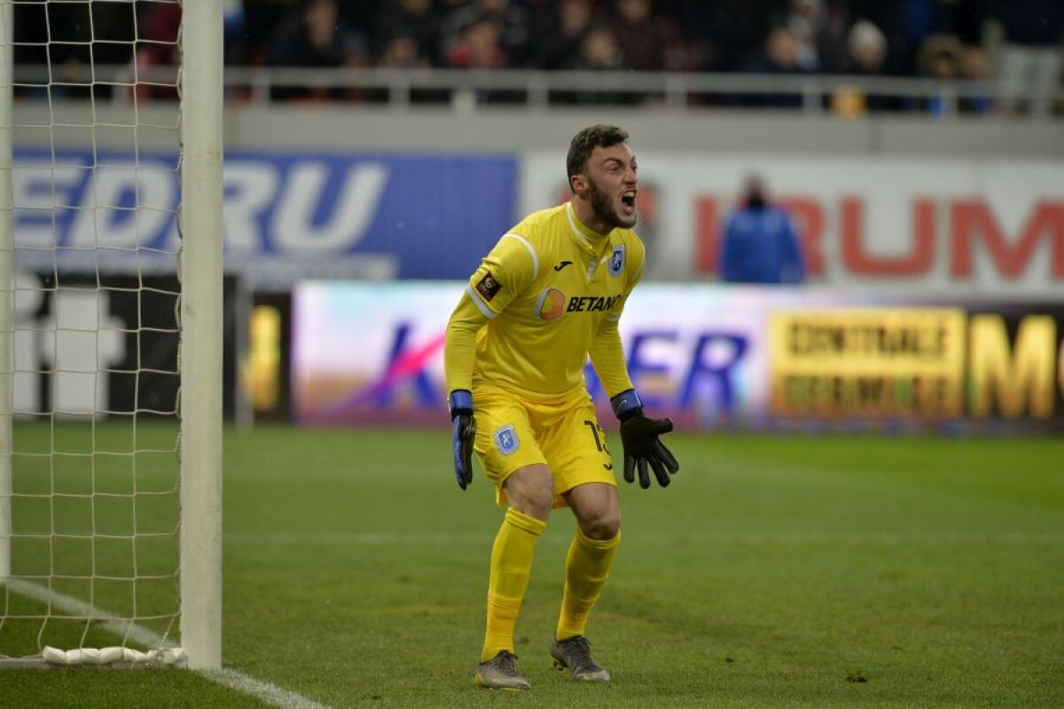 FOTO CSU Craiova și-a prezentat noul echipament: „Destul de frumoase tricourile, să vedem ce vom juca în ele”