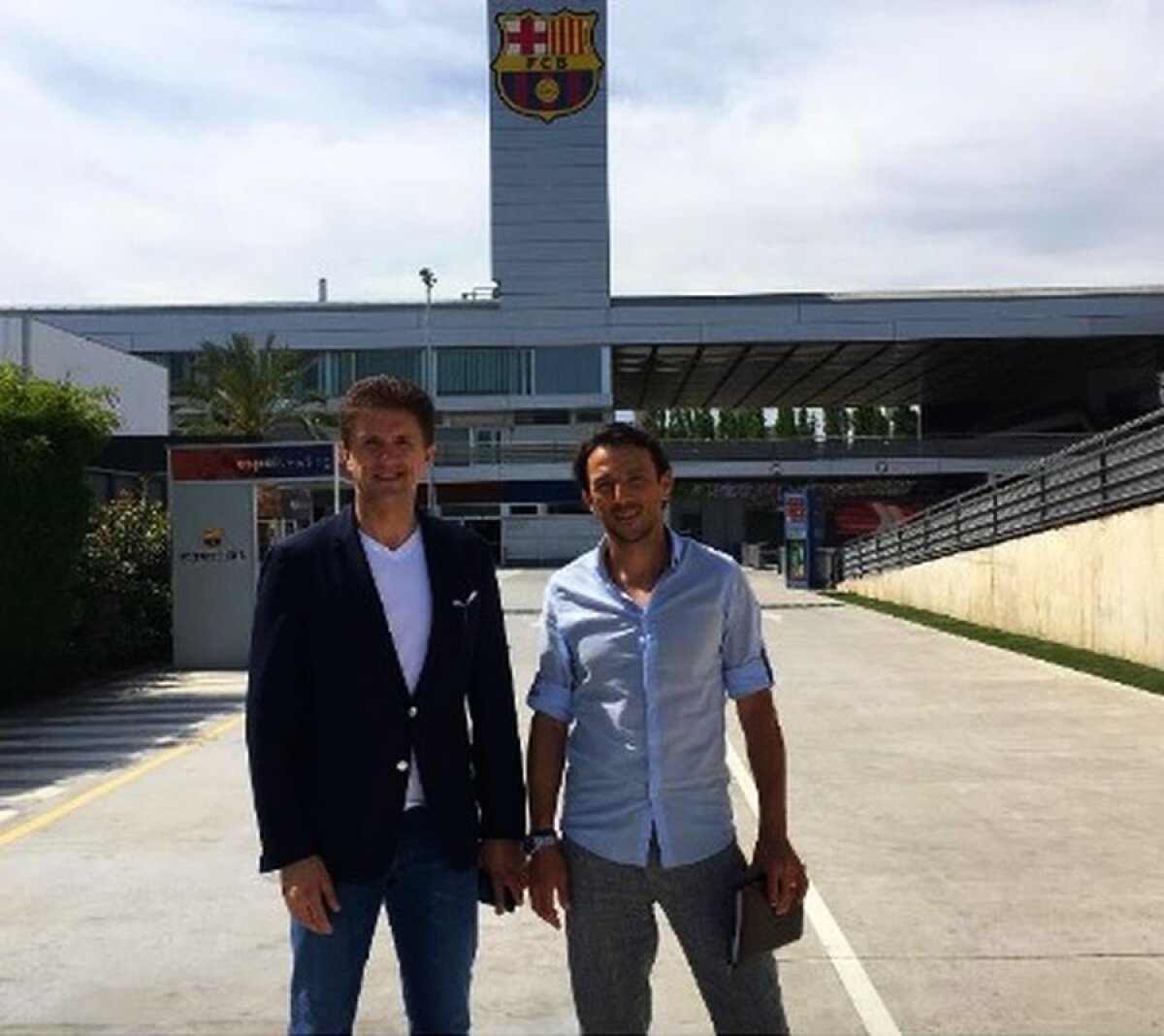 EXCLUSIV Nu doar Ianis Hagi e asaltat de oferte! Celebra La Masia și Academia lui Ajax, tentate să colaboreze cu Academia lui Gheorghe Hagi